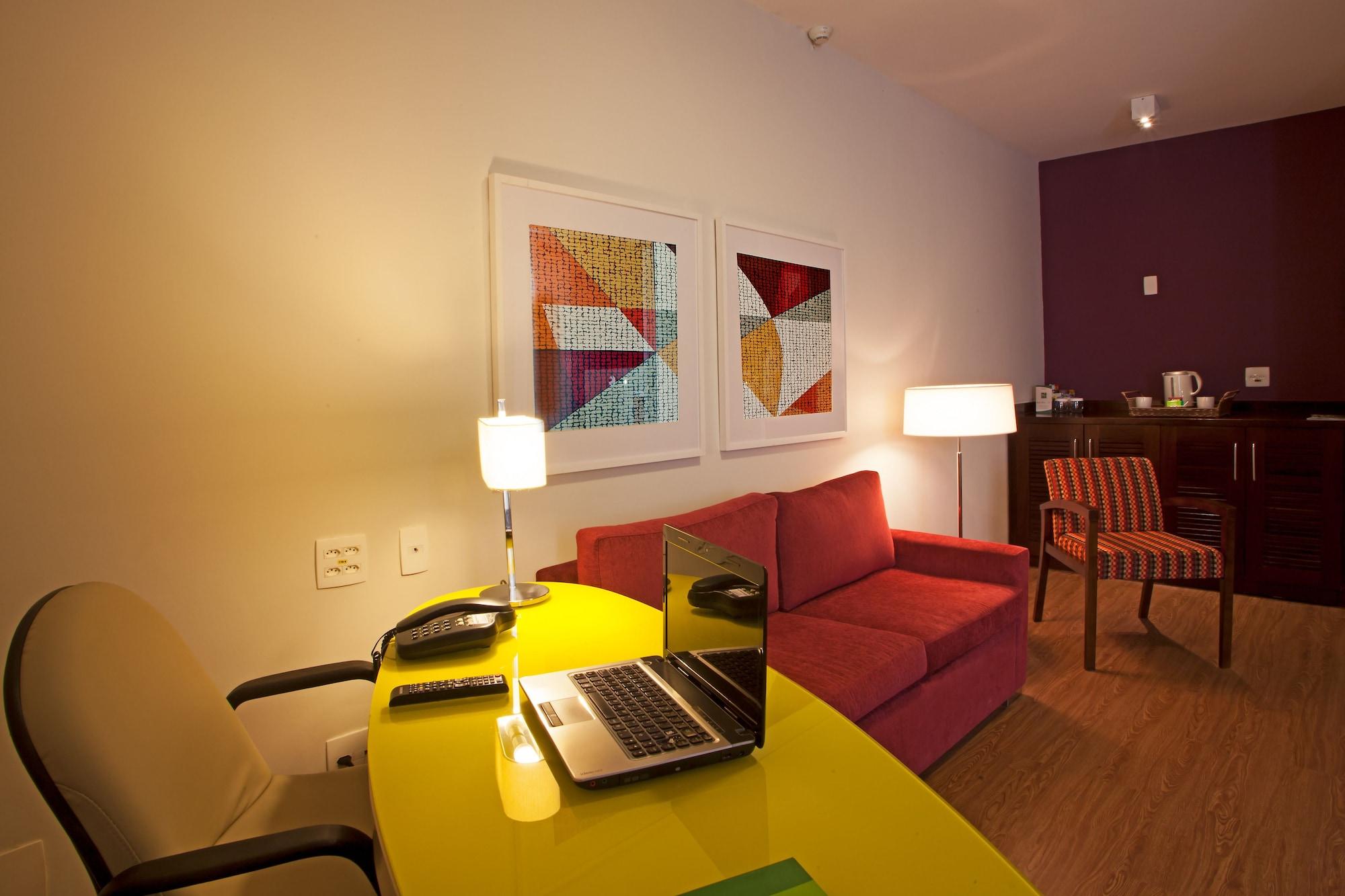 Quality Suites Alphaville Barueri Exteriör bild